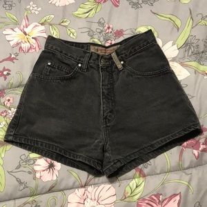 Vintage Levi’s shorts